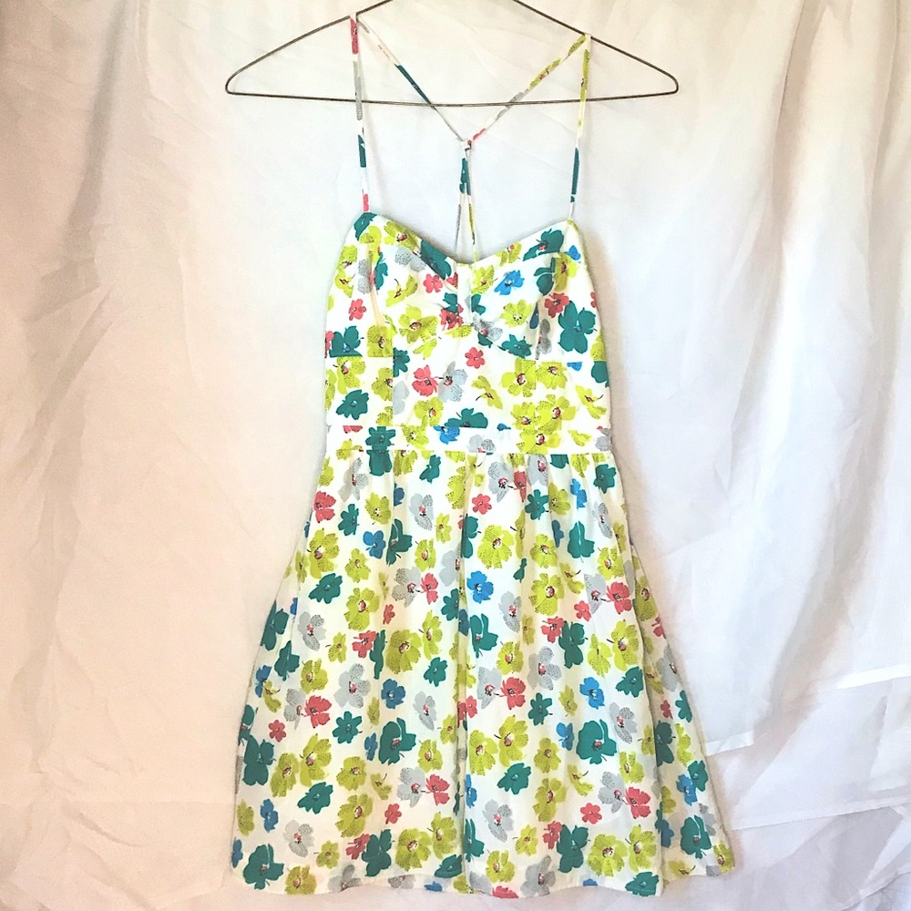 American Eagle Y2K White Vibrant Floral Mini Dress with Spaghetti Straps Size 4